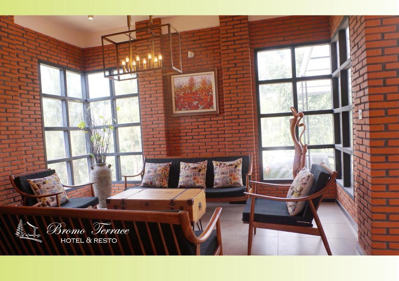 Bromo Terrace Hotel Esterno foto