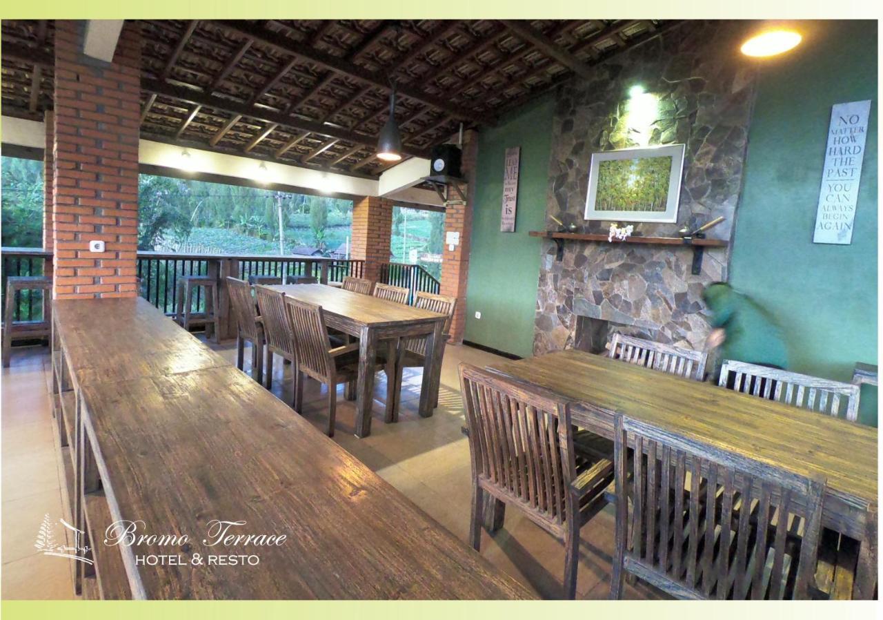 Bromo Terrace Hotel Esterno foto